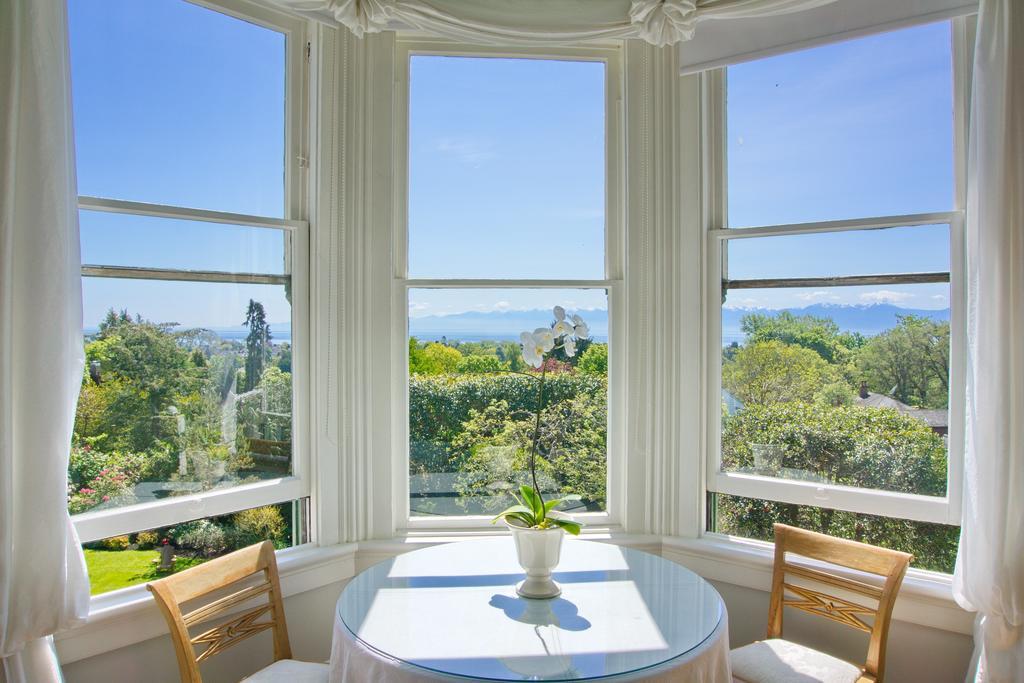 Fairholme Manor Inn Victoria Eksteriør billede