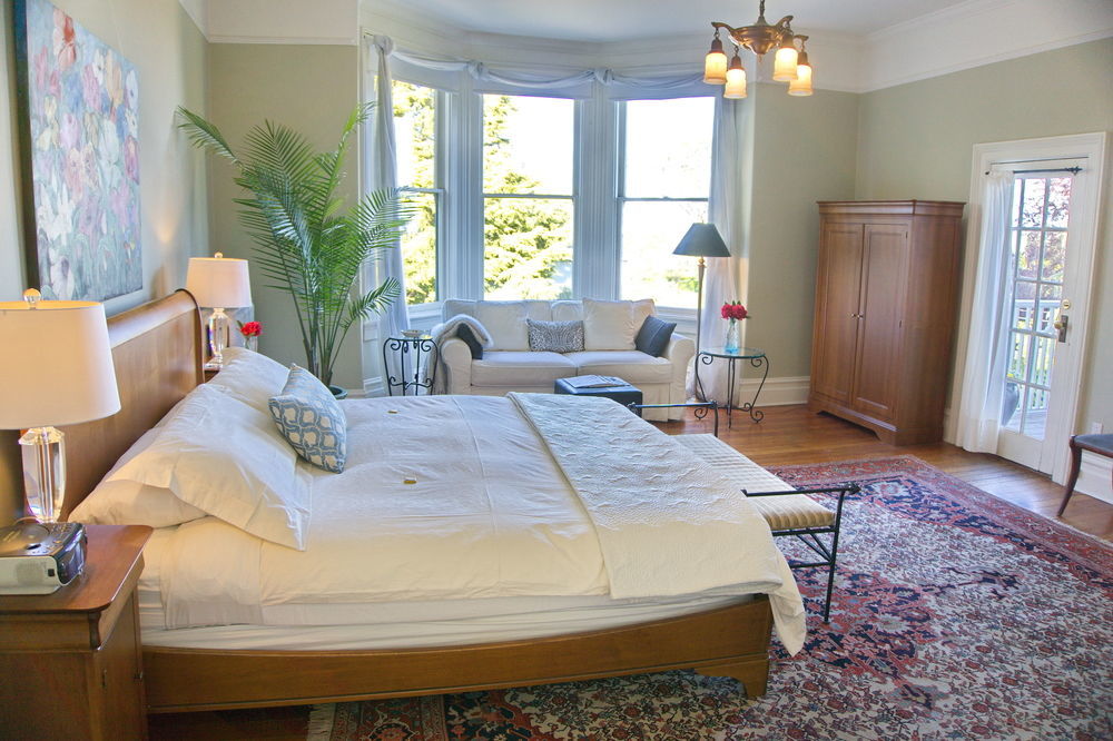 Fairholme Manor Inn Victoria Eksteriør billede